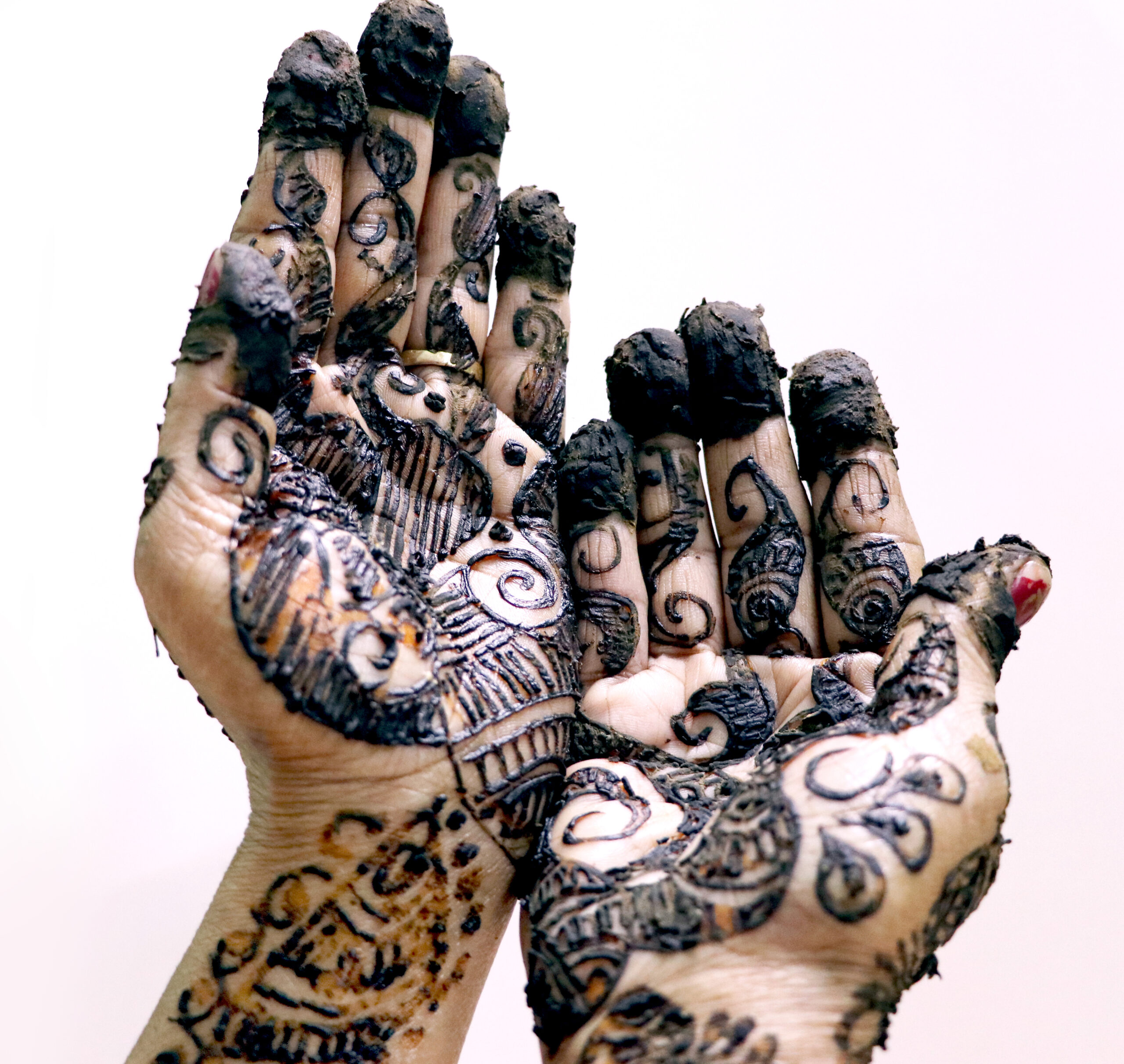 Popular Mehndi Designs for Hands or Hands painted with Mehandi Indian traditions
